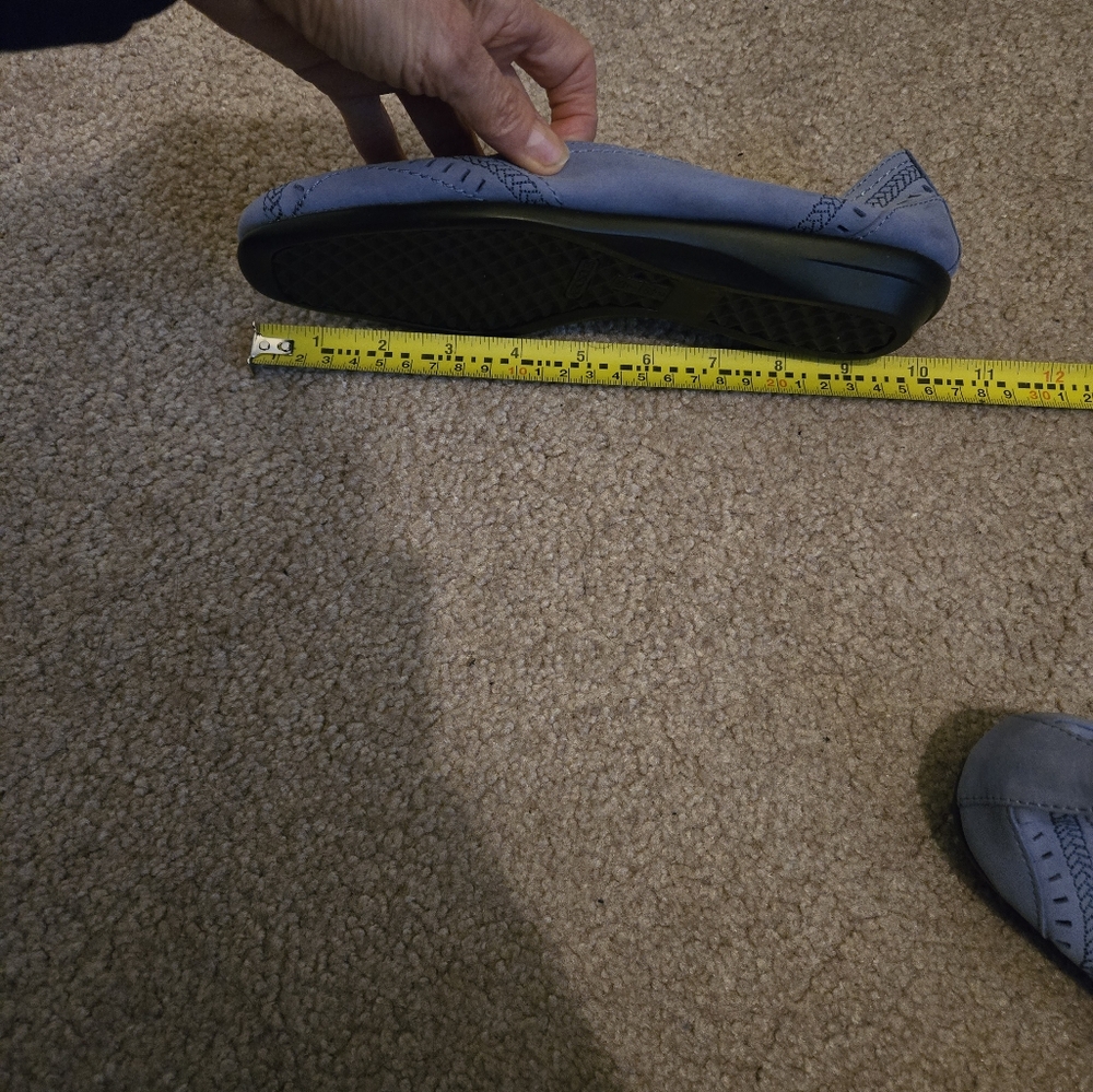 NWOT - Blue suede flats - Picture 9 of 9